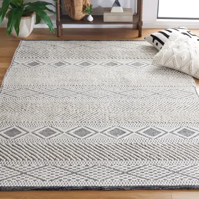 Safavieh Vermont Hand Made Area Rug, Ivory / Black Bohemian Style In Gray