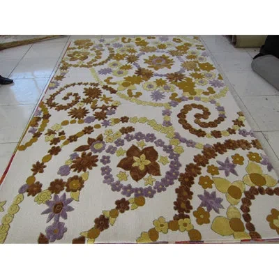 Safavieh Wilton Hand Tufted Wool & Viscose Floral Rug In Yellow
