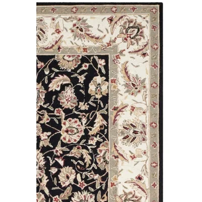 Safavieh Wool Rug In Multi