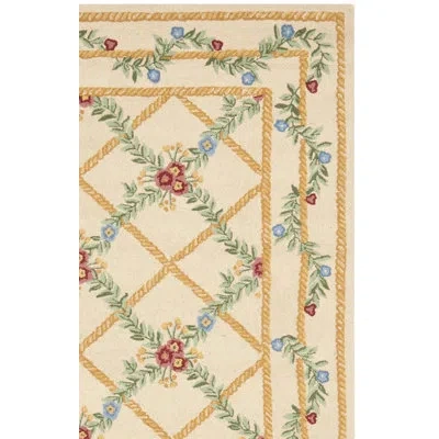 Safavieh Wool Rug In Neutral