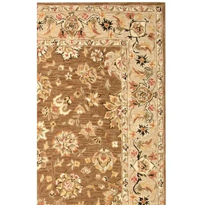 Safavieh Wool Rug In Brown