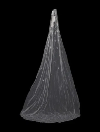 Pre-owned Safiyaa Hairclip Veil In Neutral