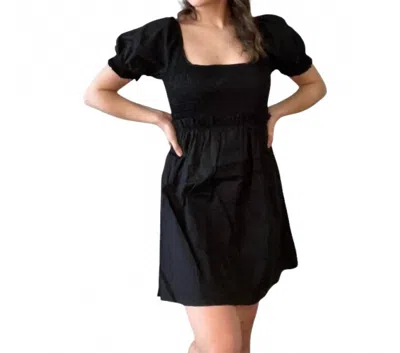 Sage & Citrus Short Sleeve Dress In Black