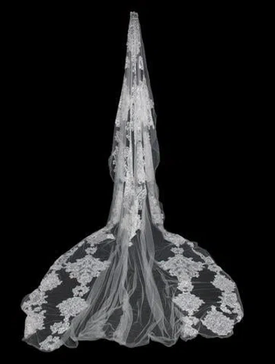 Pre-owned Saiid Kobeisy Baroque Embroidered In White