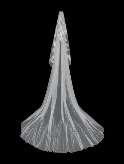 Pre-owned Saiid Kobeisy Veil W/tags In White