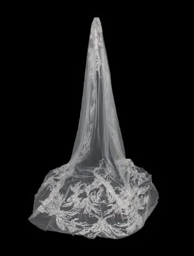 Pre-owned Saiid Kobeisy White Mesh Veil W/tags