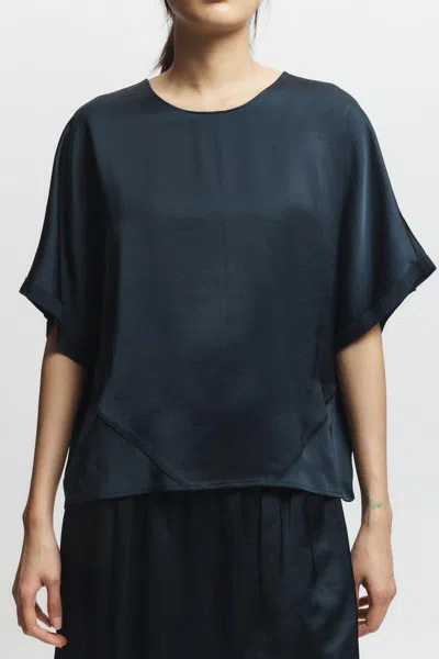 Saint Art Maeve Dolman Blouse In Navy In Blue