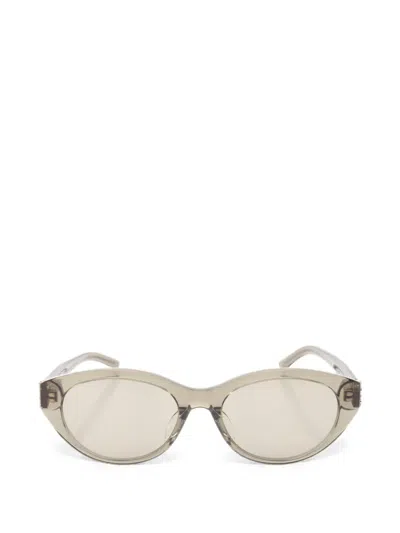 Pre-owned Saint Laurent 2010s Ysl Monogram Cat-eye Sunglasses In 灰色