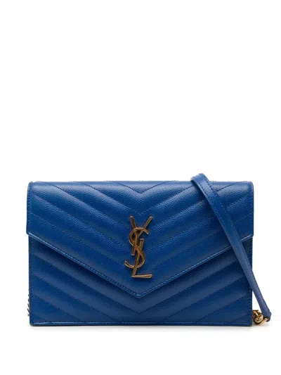 Pre-owned Saint Laurent 2015 Grain De Poudre Chevron Monogram Envelope Chain Wallet Crossbody Bag In Blue
