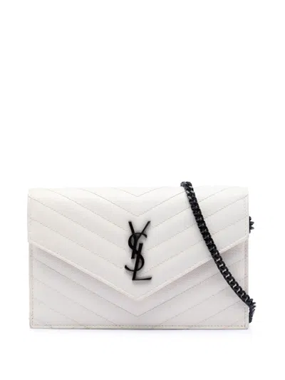 Pre-owned Saint Laurent 2015 Grain De Poudre Chevron Monogram Envelope Chain Wallet Crossbody Bag In White