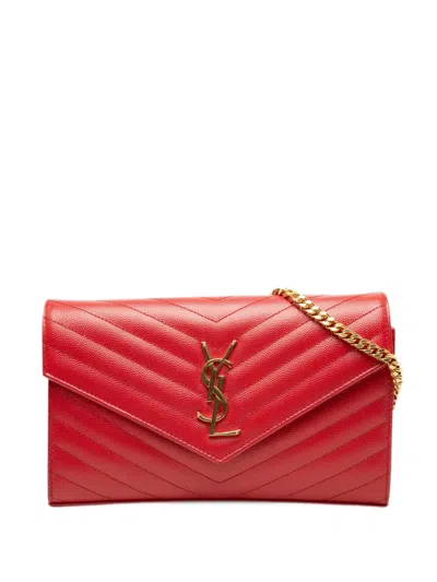 Pre-owned Saint Laurent 2019 Grain De Poudre Chevron Monogram Envelope Wallet On Chain Crossbody Bag In Red