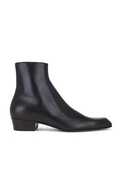 SAINT LAURENT AUGUSTIN 30 ZIPPED BOOTIES