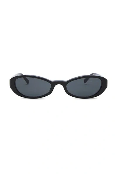 Saint Laurent Bayonetta Oval Sunglasses In Black