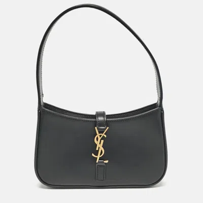 Pre-owned Saint Laurent Black Leather Mini Le 5 À 7 Pochette Bag