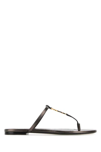 Saint Laurent Cassandra Leather Ysl Thong Sandals In Brown