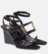 Saint Laurent Cassandra Leather Flat Sandals In Schwarz