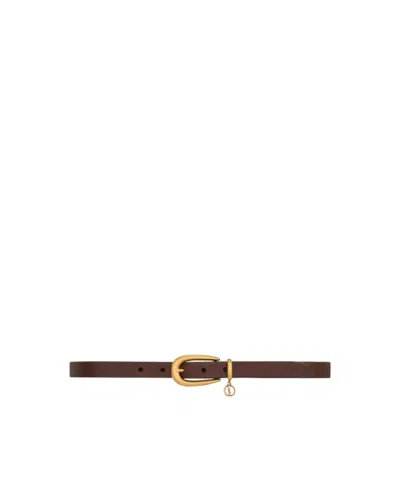 Saint Laurent Cassandre Charm Elongated Buckle Thin Belt In Leather In Caramel Chocolate
