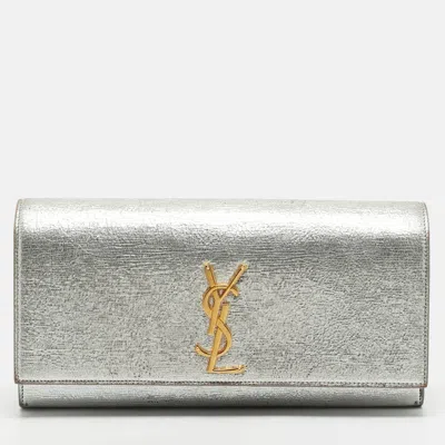 Pre-owned Saint Laurent Cassandre Flap Silver Crackled Leather Clutch