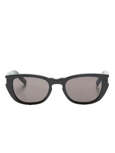 Saint Laurent Cat-eye Frame Sunglasses In 黑色