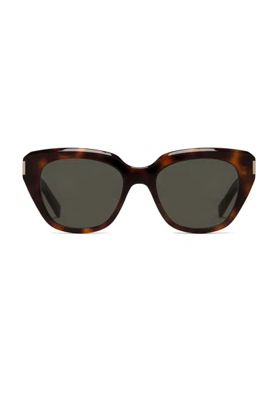 Saint Laurent Cat Eye Sunglasses In Black