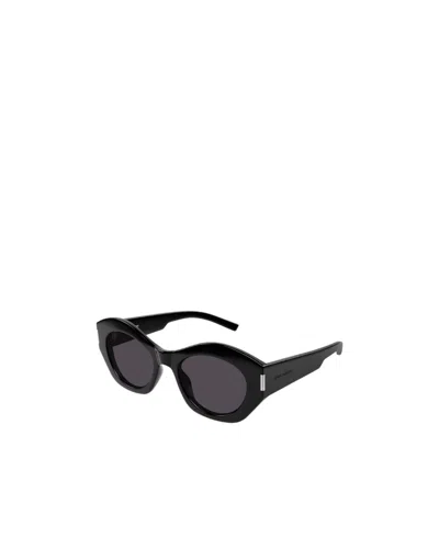 Saint Laurent Cat-eye Sunglasses In Black