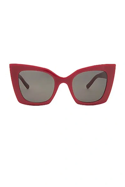 Saint Laurent Cat Eye Sunglasses In Red