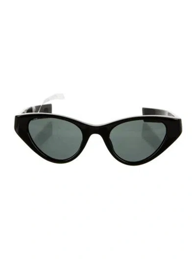 Pre-owned Saint Laurent Cat-eye Tinted Sunglasses In Black