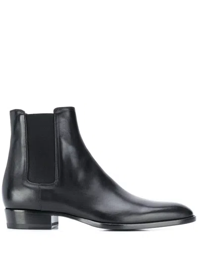 Saint Laurent Wyatt Calf Leather Chelsea Boots In Black