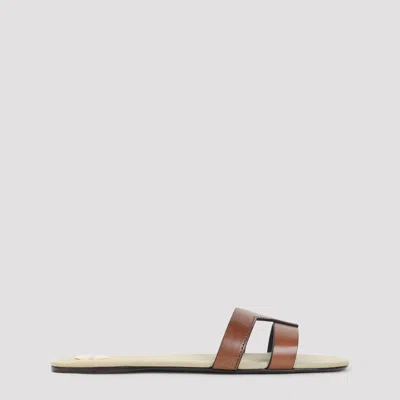 Saint Laurent Chic Calf Leather Sandal For Women In Brown