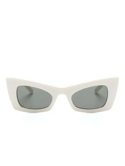 Saint Laurent Classic Cat-eye Sunglasses In White