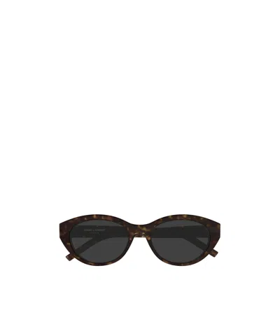 Saint Laurent Eyewear Cat-eye Frame Sunglasses In Black