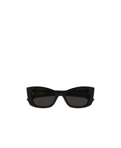 Saint Laurent Eyewear Cat-eye Frame Sunglasses In Black