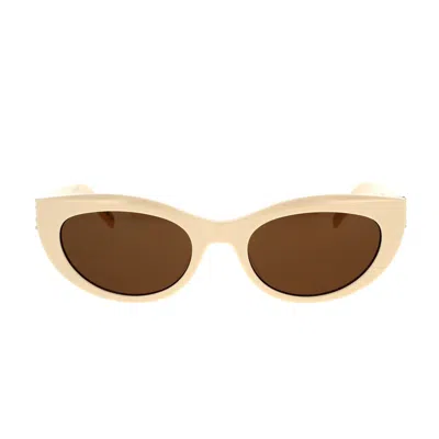 Saint Laurent Eyewear Sunglasses In Beige