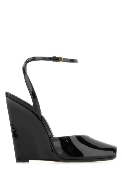 Saint Laurent Heeled Shoes