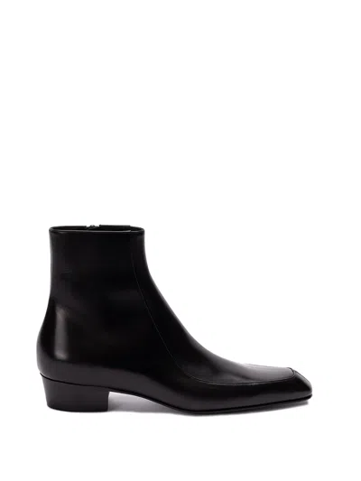 Saint Laurent `hitch` Ankle Boots In Black  