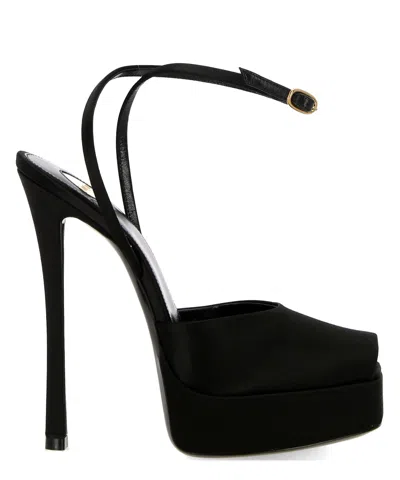 SAINT LAURENT LA SCANDALE PUMPS 