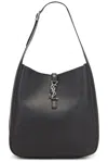 Saint Laurent Large Le 5 A 7 Supple Hobo Bag In Nero