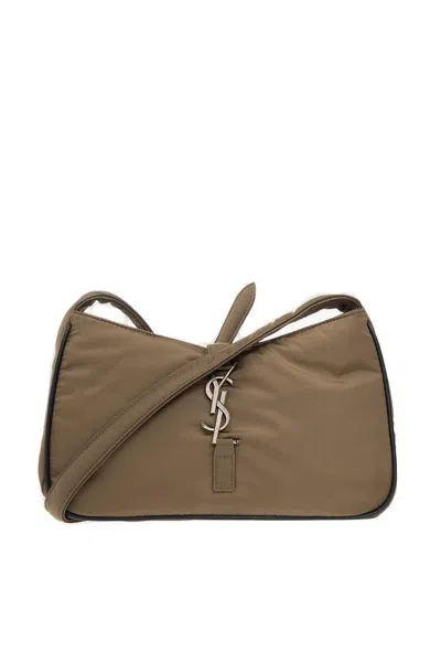 SAINT LAURENT LE 5 À 7 LOGO PLAQUE CROSSBODY BAG
