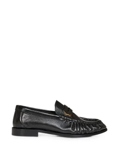 Saint Laurent Le Loafer Supple In Shiny Leather In Black