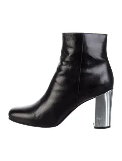 Pre-owned Saint Laurent Leather Boots In Black