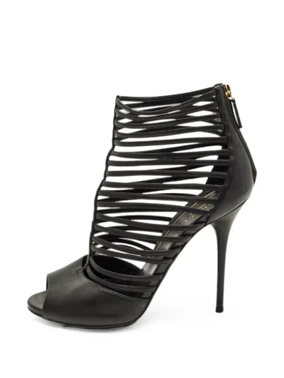 Pre-owned Saint Laurent Leather Gladiator Sandals In Black