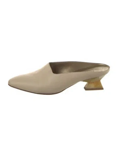 Pre-owned Saint Laurent Leather Mules In Neutral