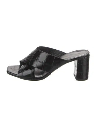 Pre-owned Saint Laurent Leather Slides In Black