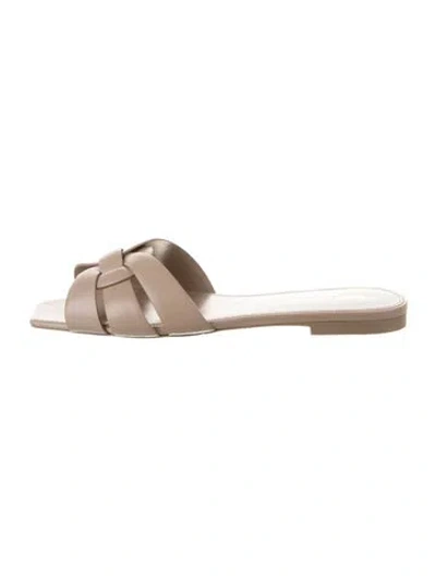 Pre-owned Saint Laurent Leather Slides In Neutral