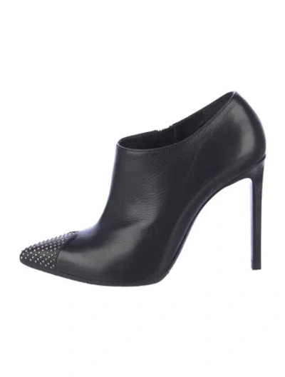 Pre-owned Saint Laurent Leather Studded Accents Pumps In Black
