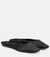 Saint Laurent Lido Slipper In Noir