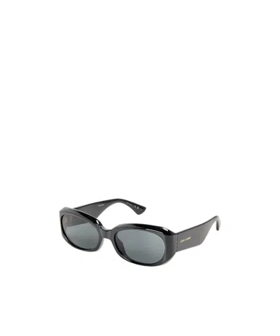 Saint Laurent Logo Detail Sunglasses In Black