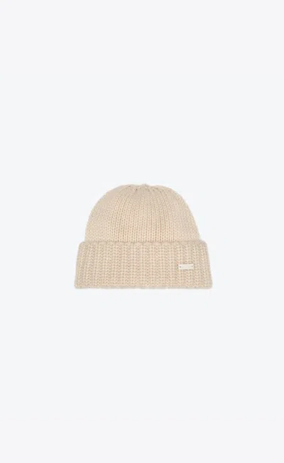 Saint Laurent Logo-plaque Chunky Knit Cashmere Beanie In Nude