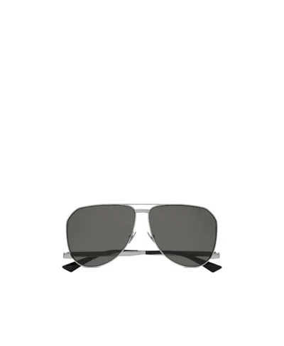 Saint Laurent Logo Sunglasses In Gray