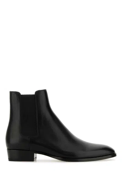 Saint Laurent Men Black Leather Chelsea Wyatt Ankle Boots